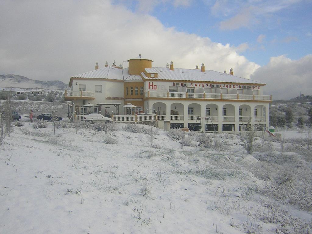 Hotel Arco Del Sol Кольменар Экстерьер фото